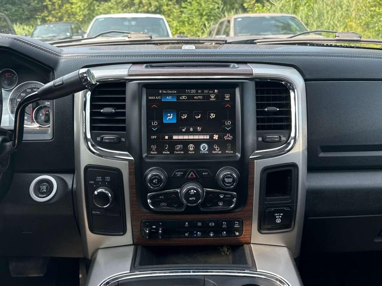 2016 RAM 3500 LARAMIE   DUALLIE   SUNROOF   LEATHER Photo