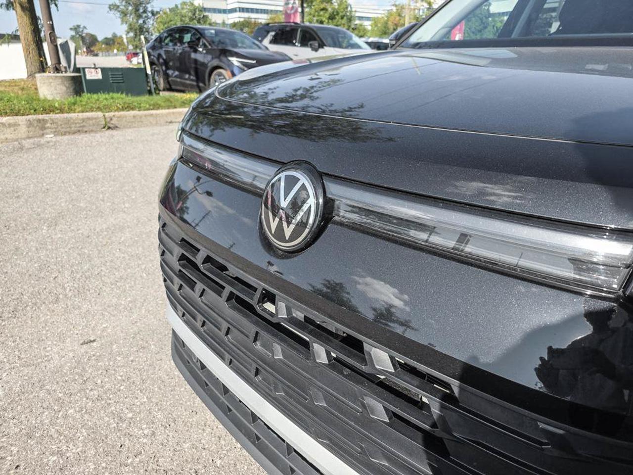 2026 Volkswagen Tiguan Comfortline 4MOTION | Apple Car Play | Heated Seats | Photo