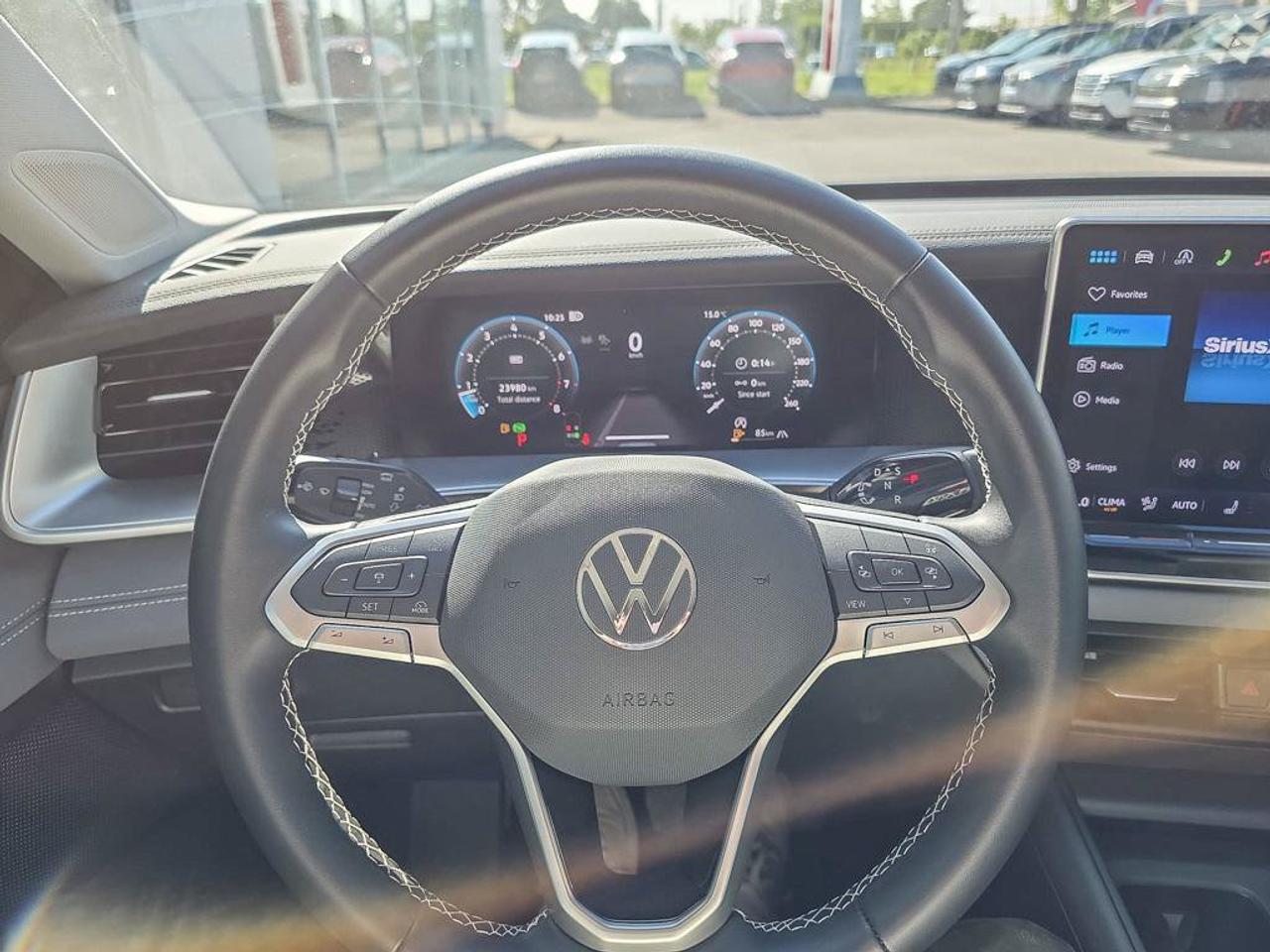 2026 Volkswagen Tiguan Comfortline 4MOTION | Apple Car Play | Heated Seats | Photo