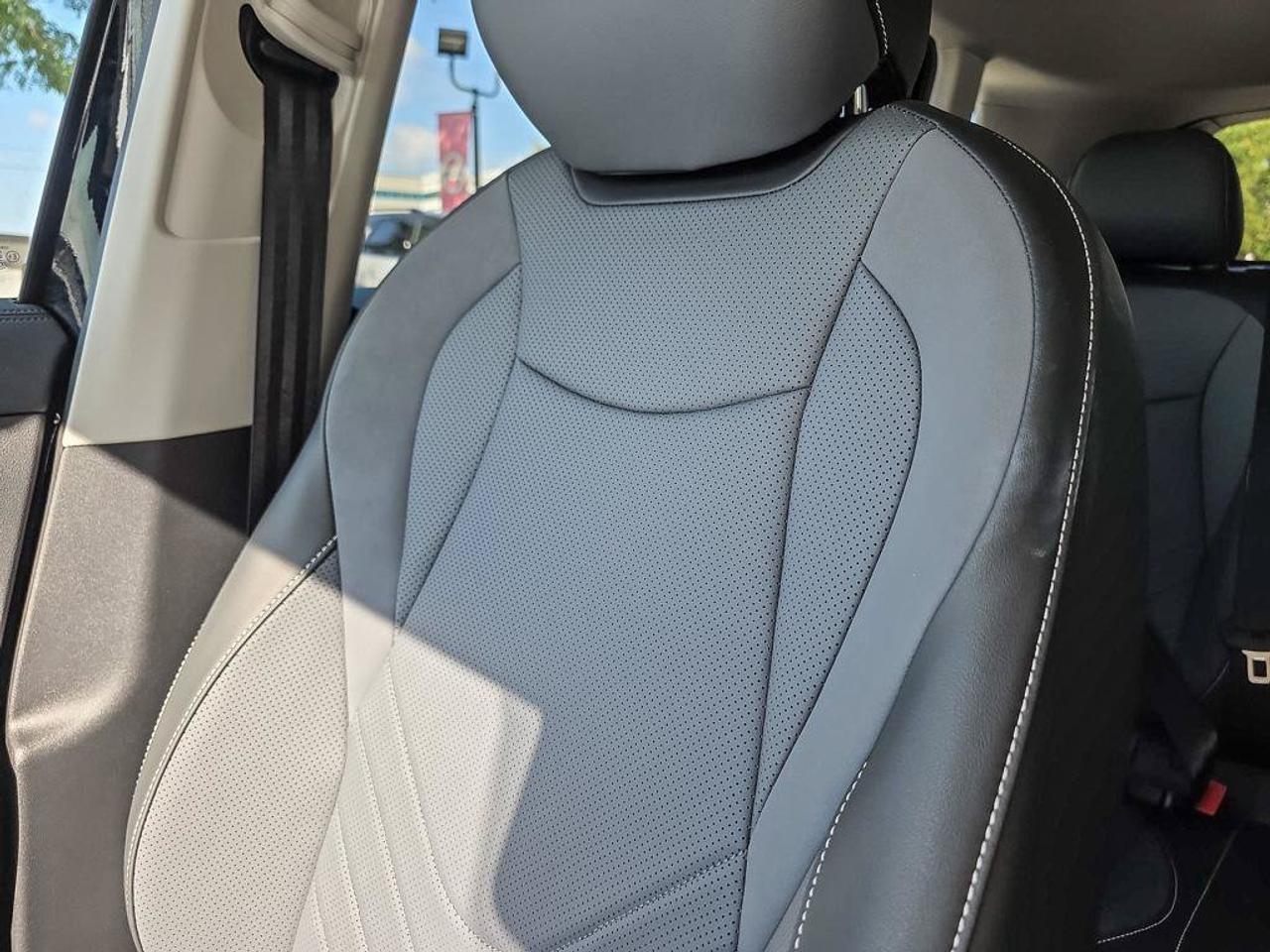 2026 Volkswagen Tiguan Comfortline 4MOTION | Apple Car Play | Heated Seats | Photo