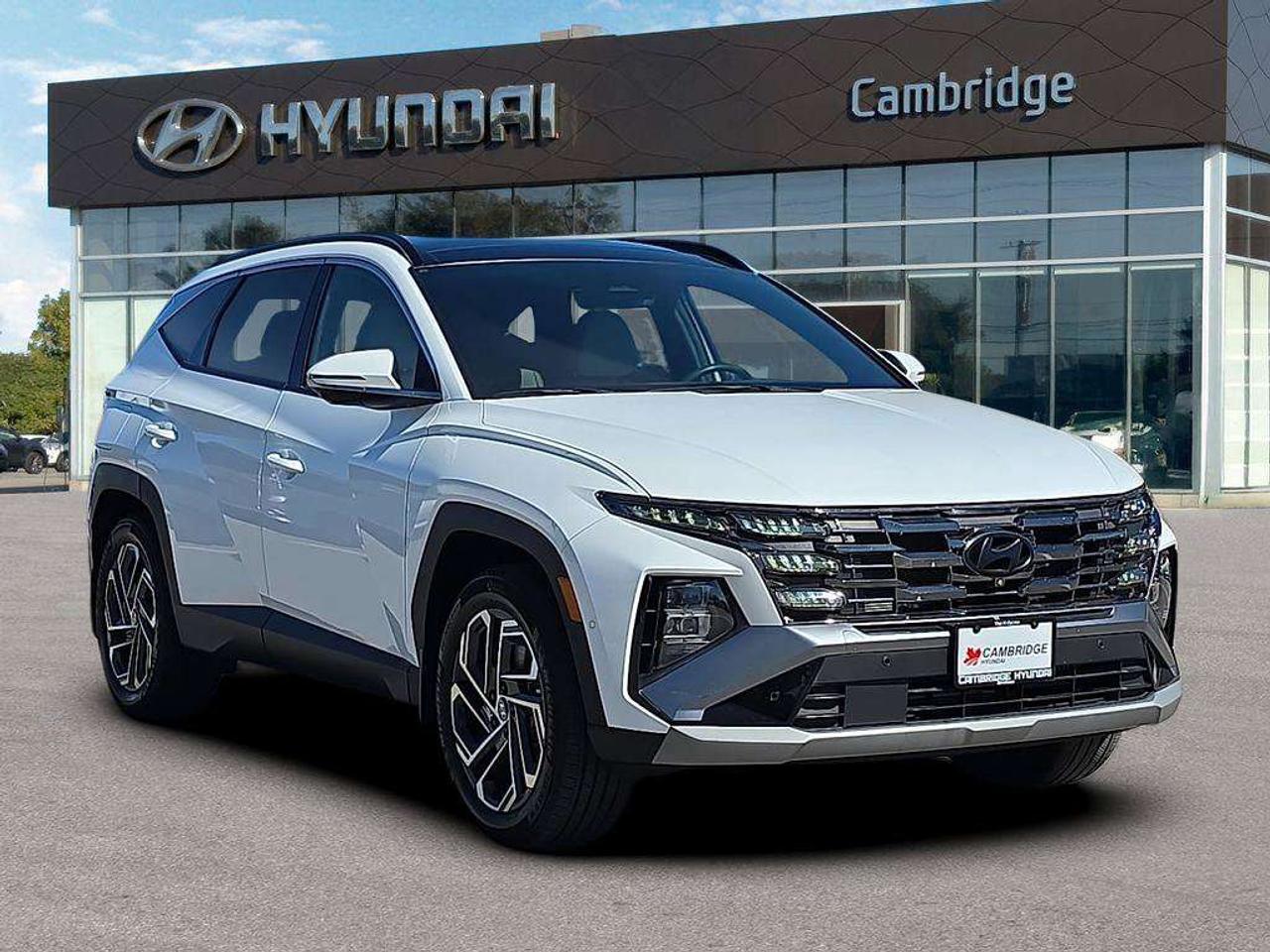 2025 Hyundai Tucson Ultimate   NO ACCIDENTS 51KM EV 6.7L/100KM Photo