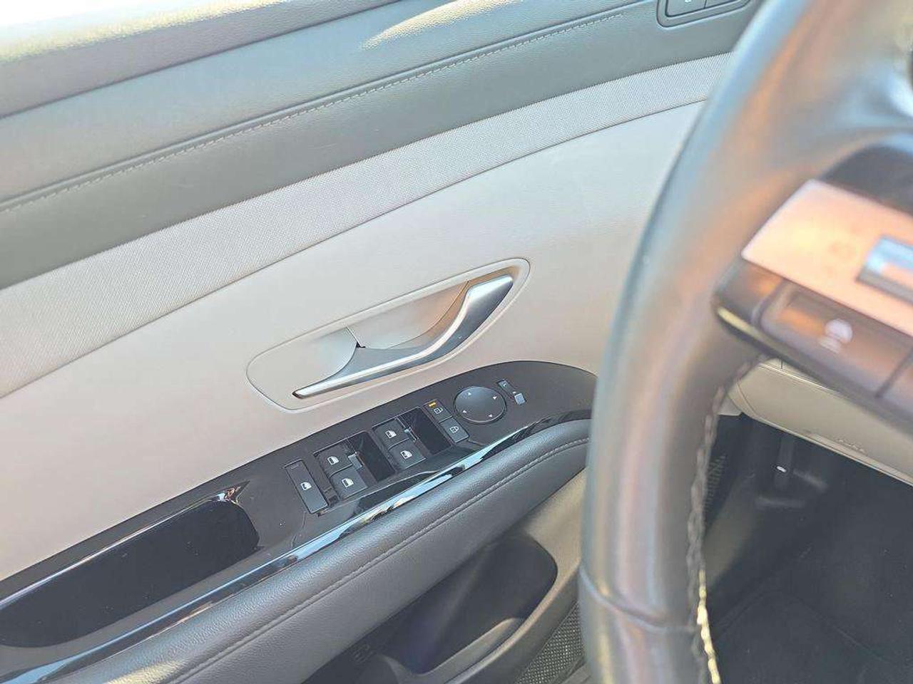 2025 Hyundai Tucson Ultimate   NO ACCIDENTS 51KM EV 6.7L/100KM Photo