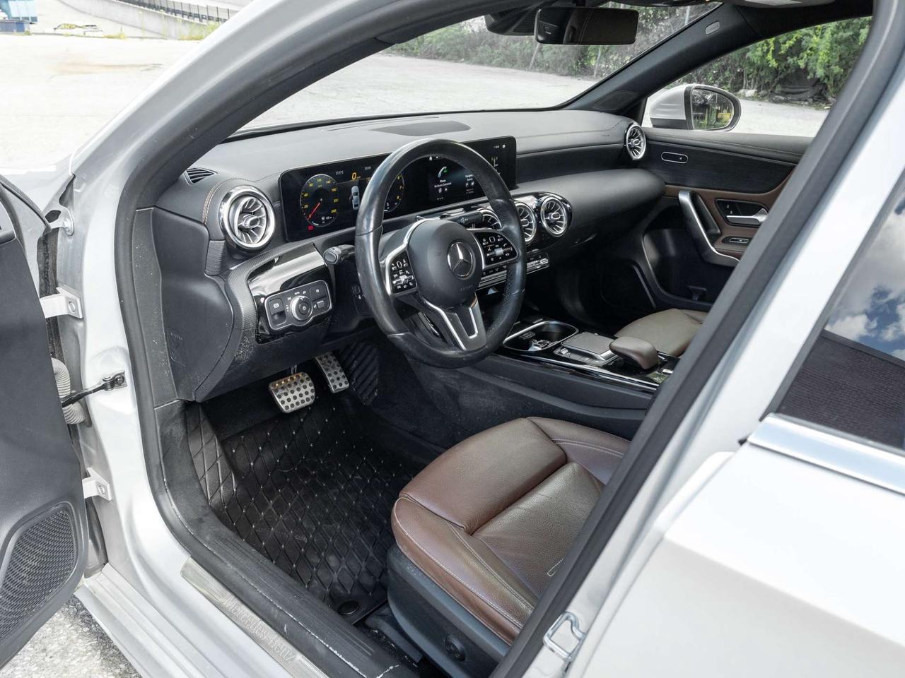 2021 Mercedes-Benz A-Class A 220 4MATIC -AMG Line-Ambient Lights-Navi-Dealer Serviced Photo