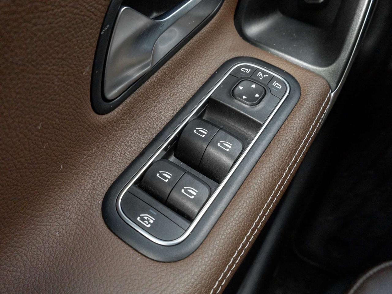 2021 Mercedes-Benz A-Class A 220 4MATIC -AMG Line-Ambient Lights-Navi-Dealer Serviced Photo