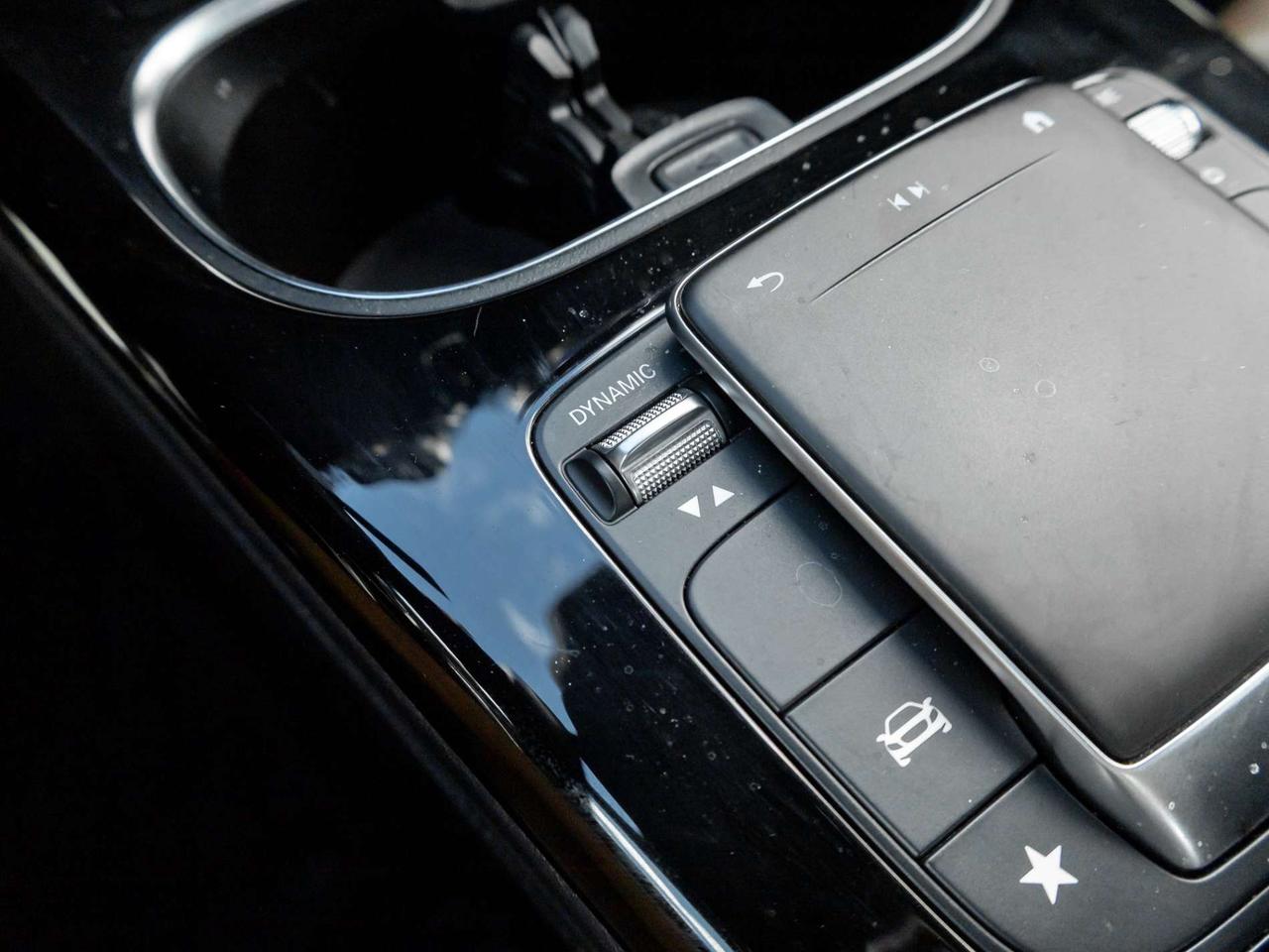 2021 Mercedes-Benz A-Class A 220 4MATIC -AMG Line-Ambient Lights-Navi-Dealer Serviced Photo