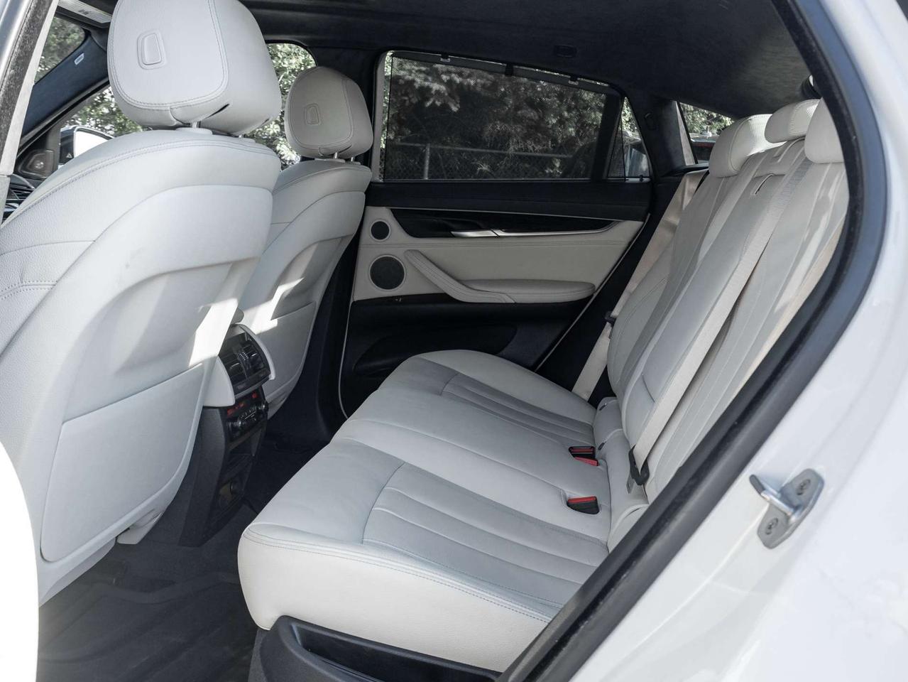 2017 BMW X6 -One Owner-Harmon Kardon-HUD-360Cam-Navi-300HP-BlindS-Dealer Serviced-NO Accidents Photo