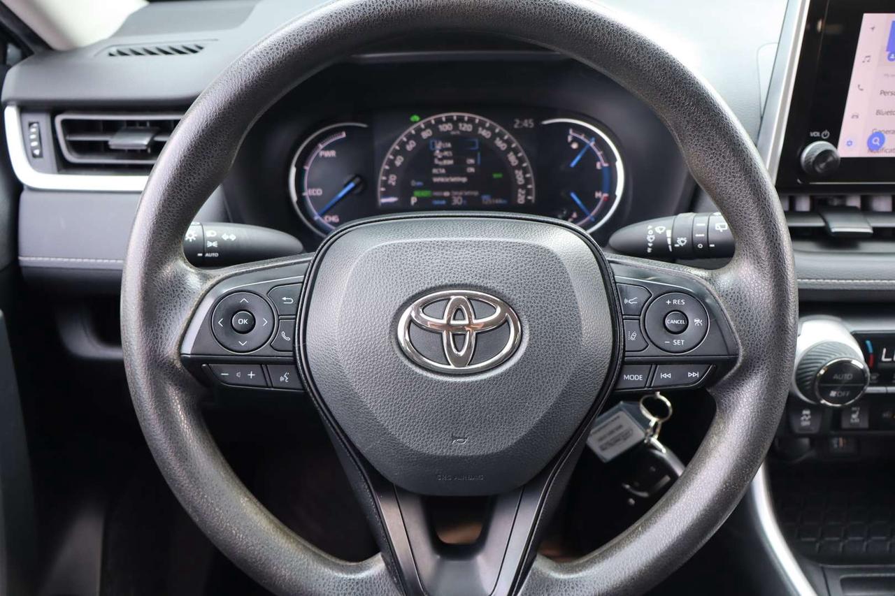 2023 Toyota RAV4 LE Premium   No Accident   Clean Carfax Photo