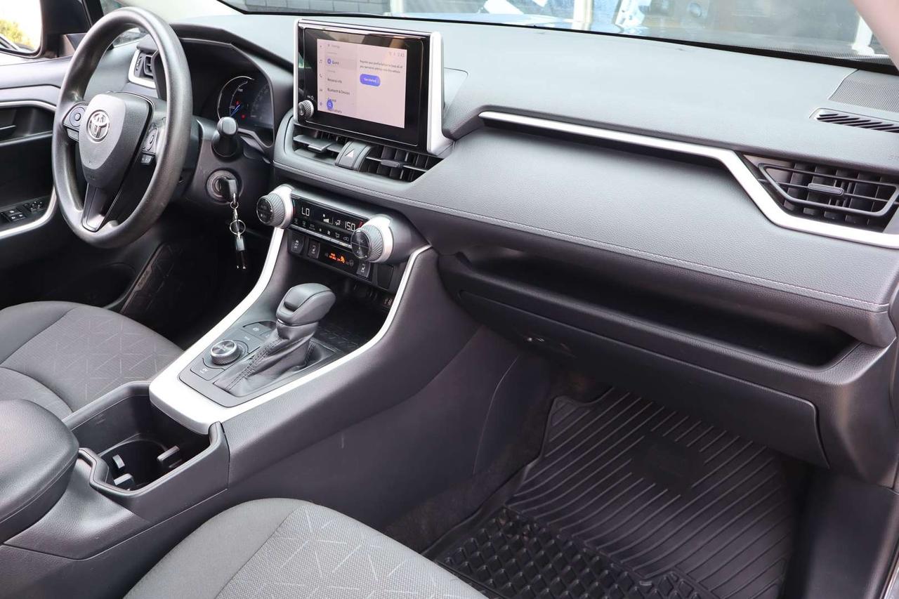 2023 Toyota RAV4 LE Premium   No Accident   Clean Carfax Photo