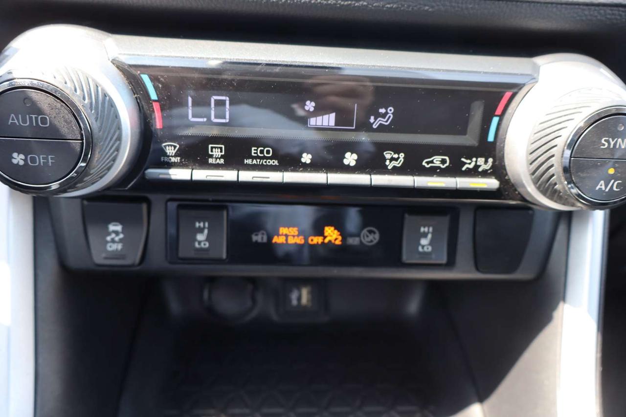 2023 Toyota RAV4 LE Premium   No Accident   Clean Carfax Photo