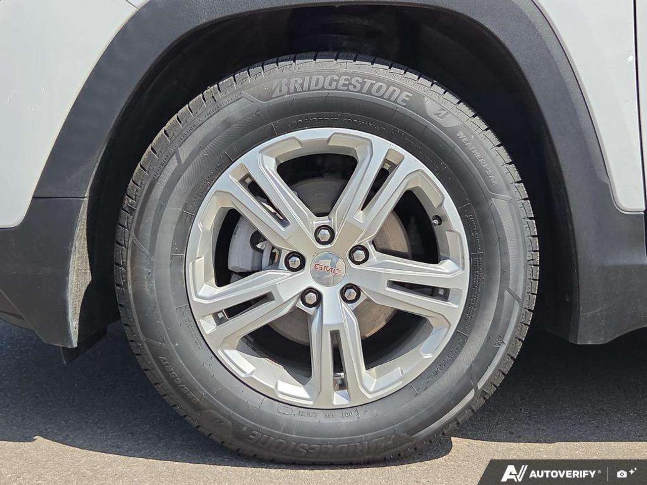 2024 GMC Terrain SLE   OFF LEASE   ALL WEATHER TIRES   CARPLAY Photo