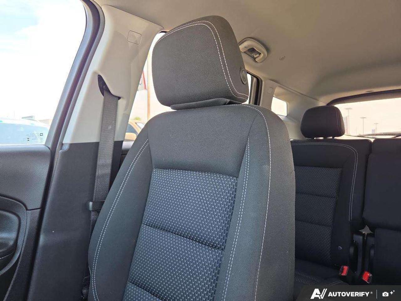 2024 GMC Terrain SLE   OFF LEASE   ALL WEATHER TIRES   CARPLAY Photo