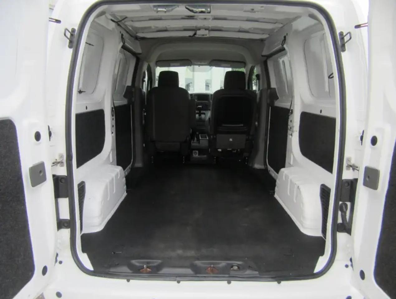 2021 Nissan NV200 Cargo Van Photo