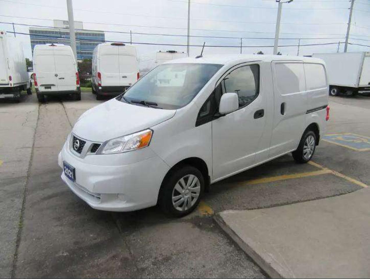 2021 Nissan NV200 Cargo Van Photo