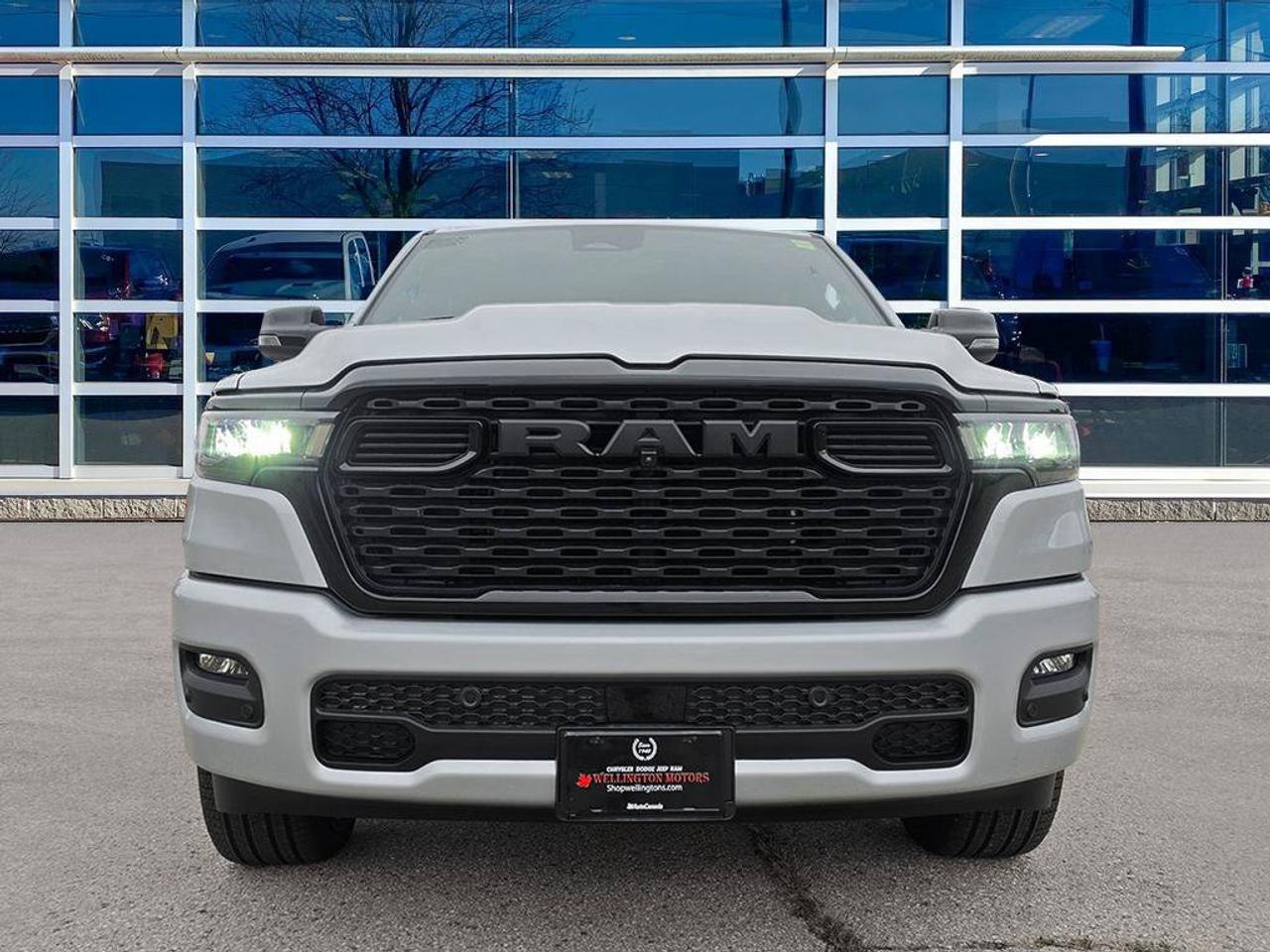 2027 RAM 1500 Sport|5.7L HEMI|LEATHER|4X4|SILVER|NIGHT EDITION|CREW CAB Photo