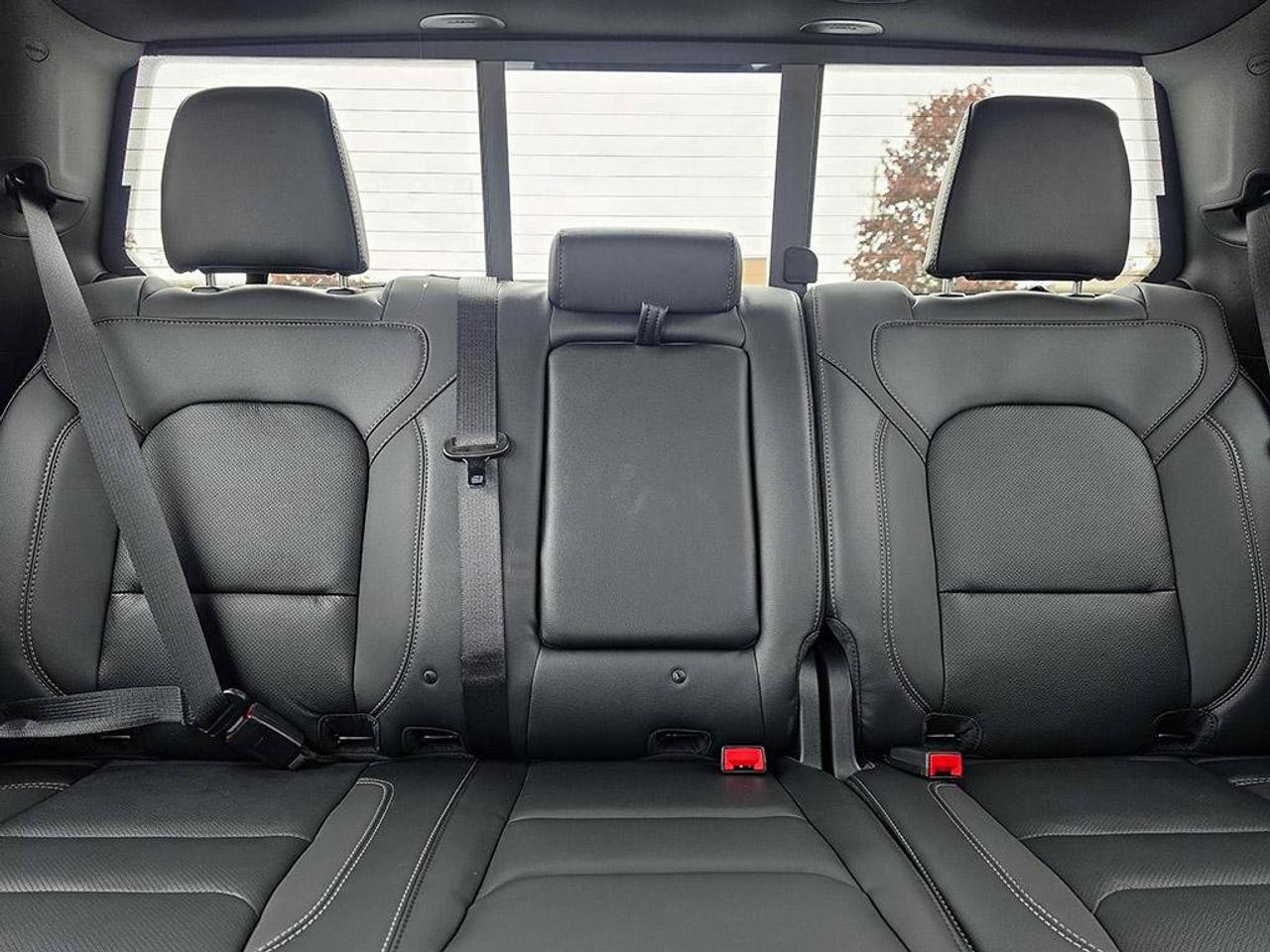 2027 RAM 1500 Sport|5.7L HEMI|LEATHER|4X4|SILVER|NIGHT EDITION|CREW CAB Photo
