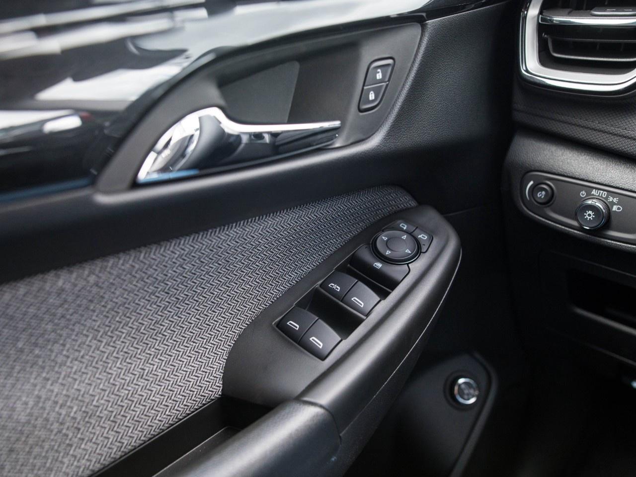 2026 Chevrolet TrailBlazer AWD 4dr LT Photo