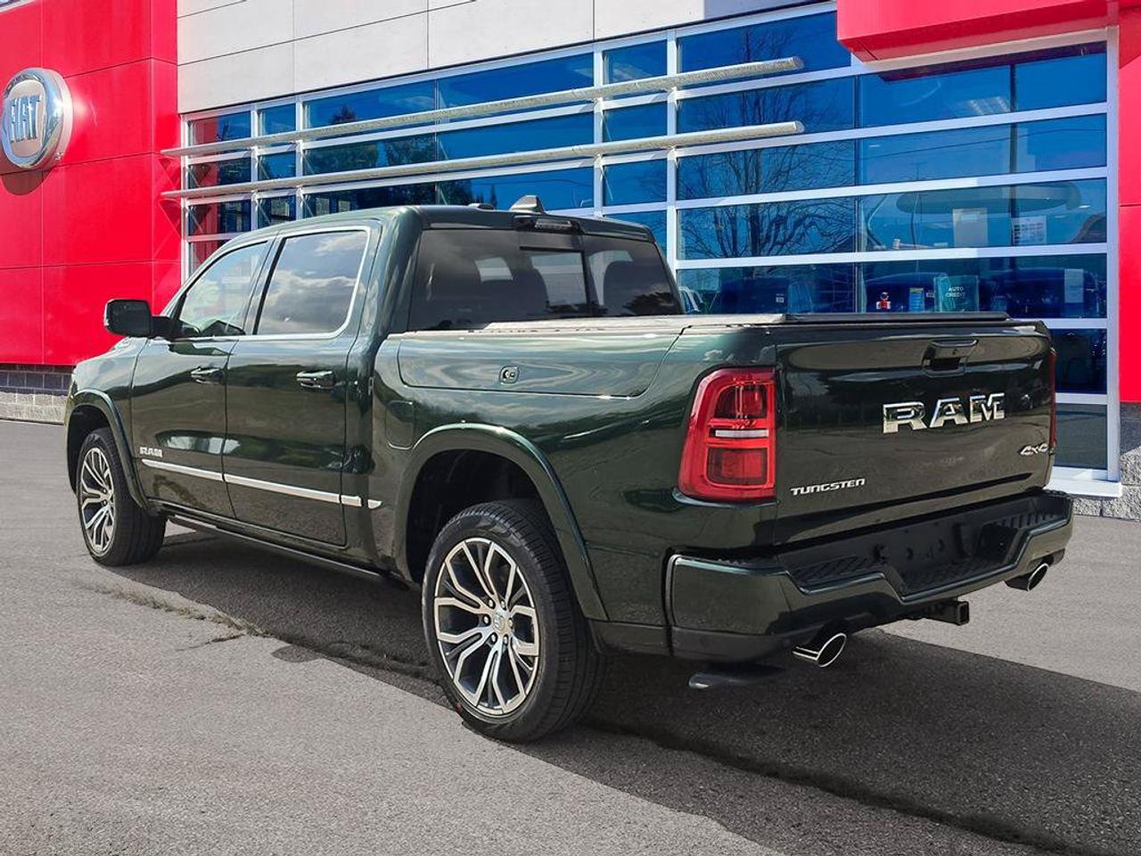 2027 RAM 1500 Tungsten3.0L|TRILER BRAKE CONTROL|BED UTILITY GROUP|POWER STEPS|PANO SUNROOF|4X4 Photo2