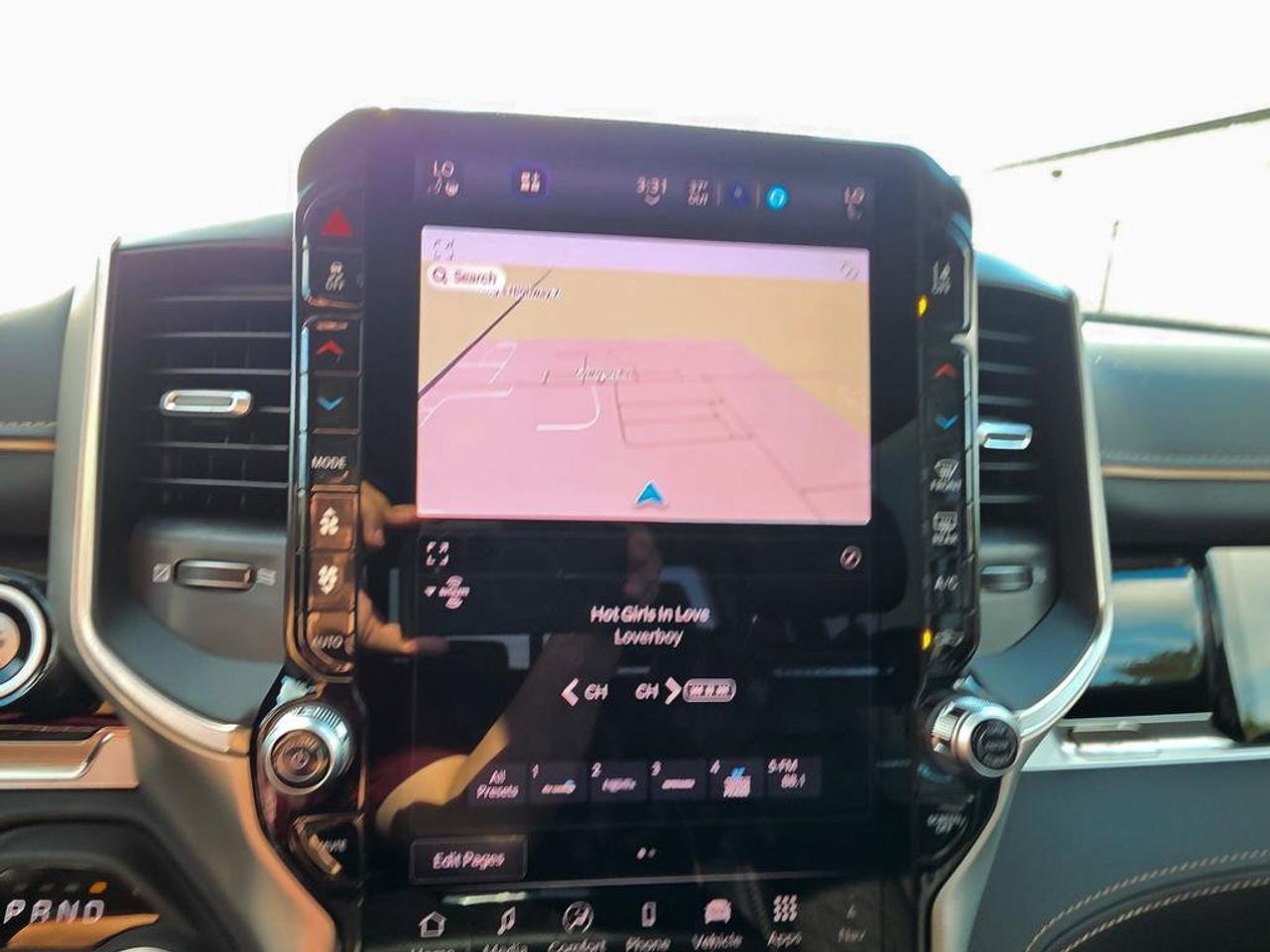 2027 RAM 1500 Tungsten3.0L|TRILER BRAKE CONTROL|BED UTILITY GROUP|POWER STEPS|PANO SUNROOF|4X4 Photo