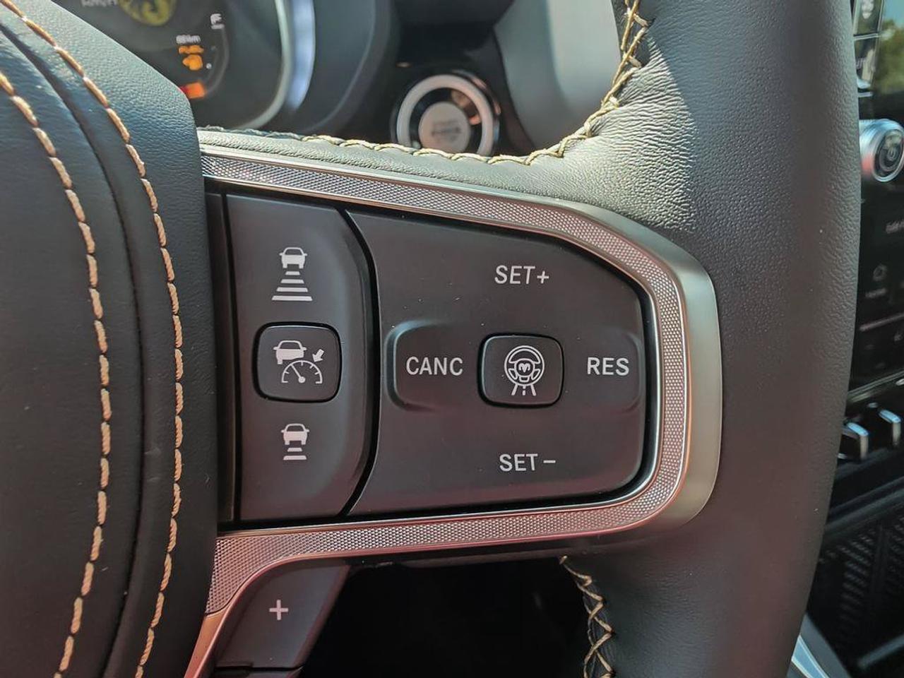 2027 RAM 1500 Tungsten3.0L|TRILER BRAKE CONTROL|BED UTILITY GROUP|POWER STEPS|PANO SUNROOF|4X4 Photo