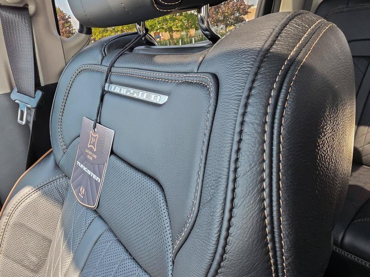 2027 RAM 1500 Tungsten3.0L|TRILER BRAKE CONTROL|BED UTILITY GROUP|POWER STEPS|PANO SUNROOF|4X4 Photo