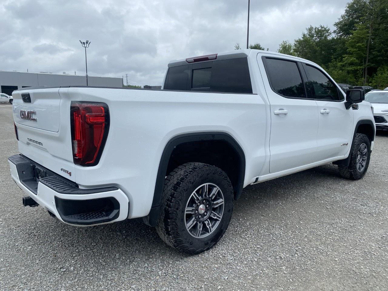 2026 GMC Sierra 1500 Crew Cab Short Box 4-Wheel Drive AT4 Photo