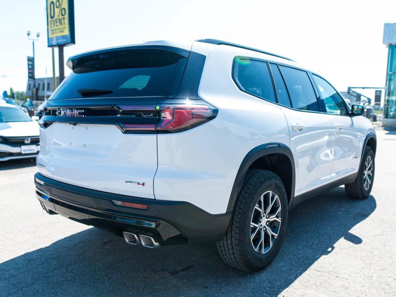 2027 GMC Acadia AWD AT4 Photo