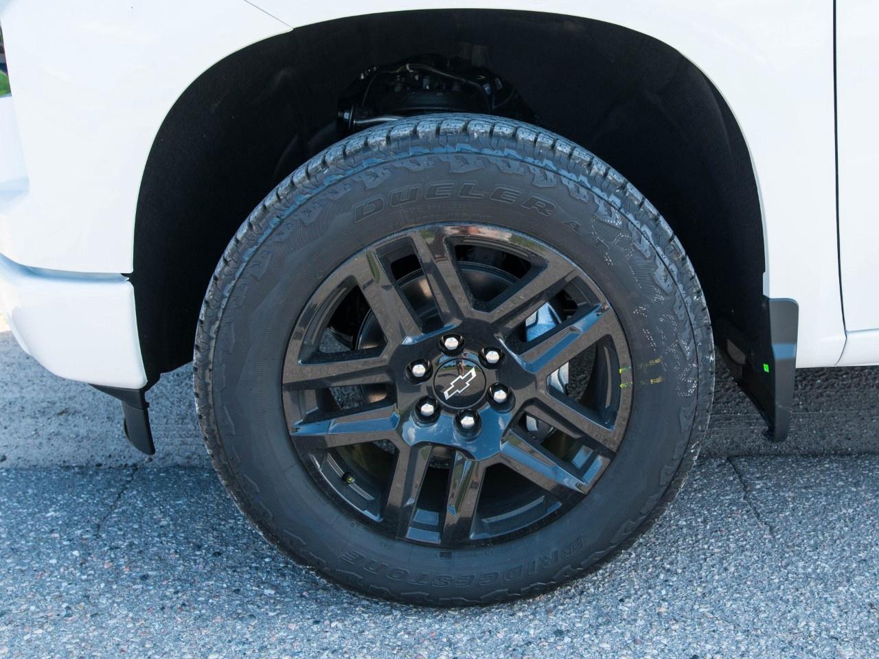 2026 Chevrolet Silverado 1500 Crew Cab Short Box 4-Wheel Drive Custom Photo