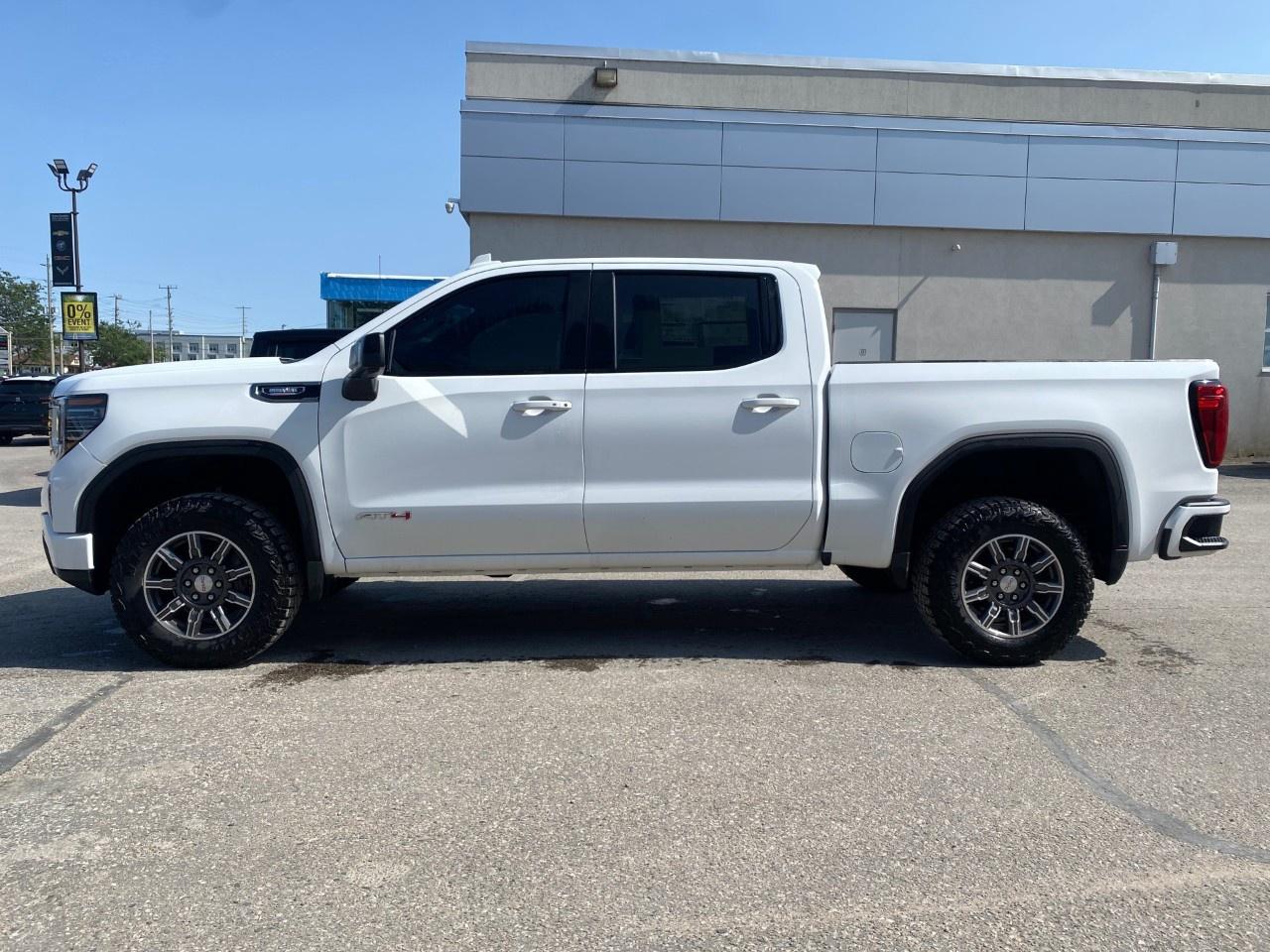 2025 GMC Sierra 1500 Crew Cab Short Box 4-Wheel Drive AT4 Photo