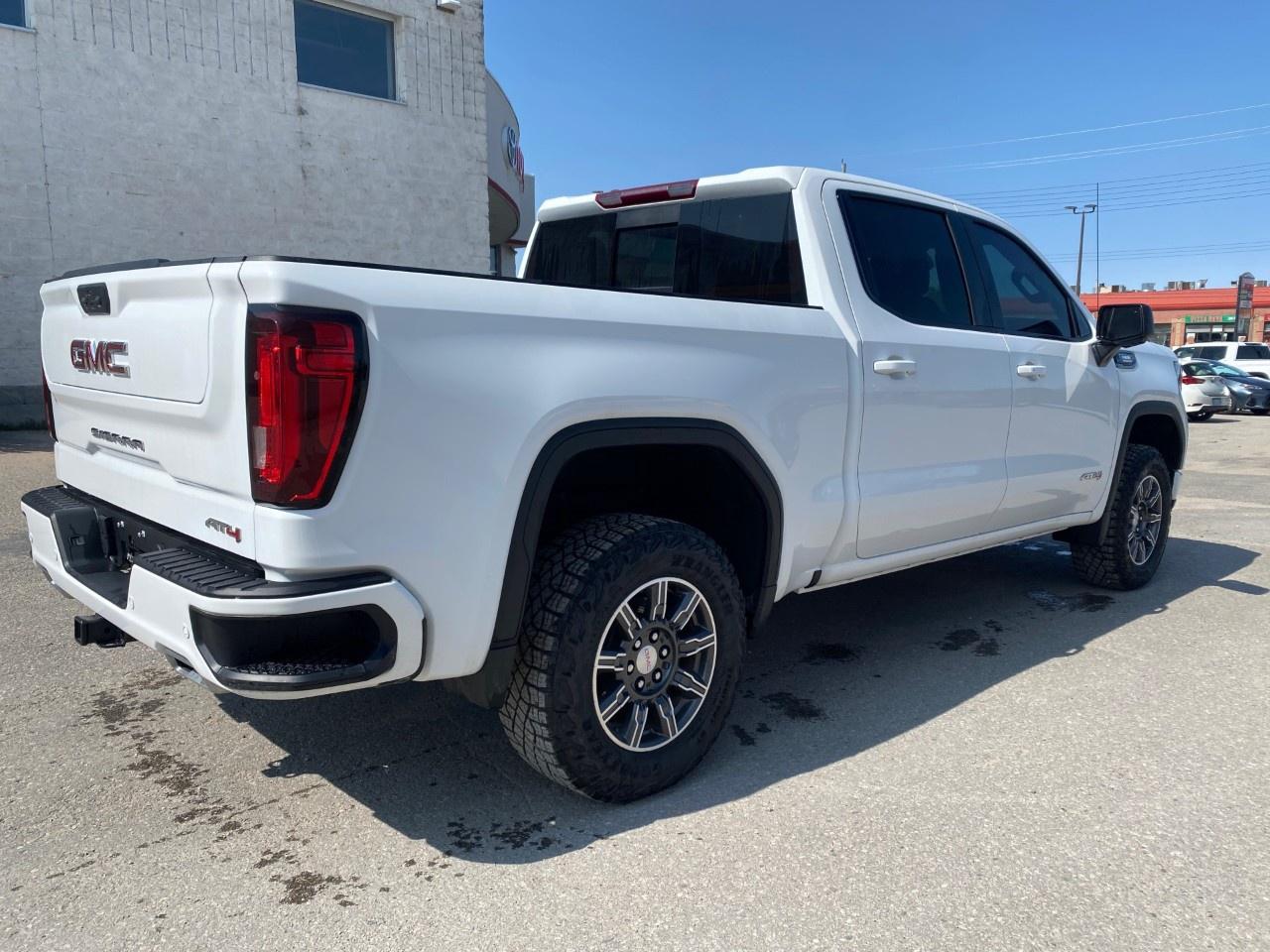 2025 GMC Sierra 1500 Crew Cab Short Box 4-Wheel Drive AT4 Photo