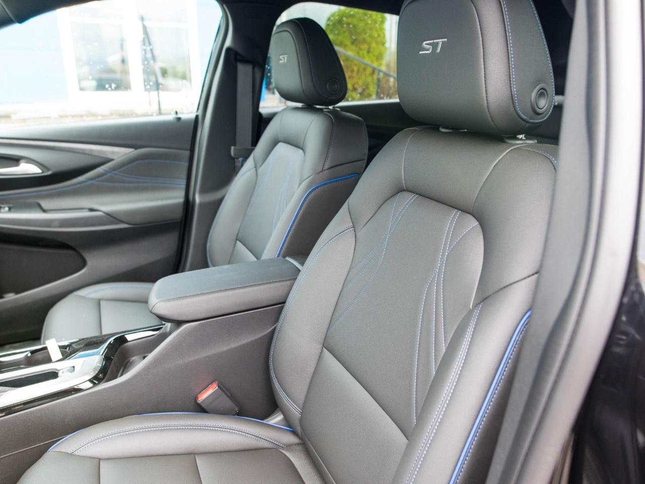 2026 Buick Envista FWD 4dr Sport Touring Photo