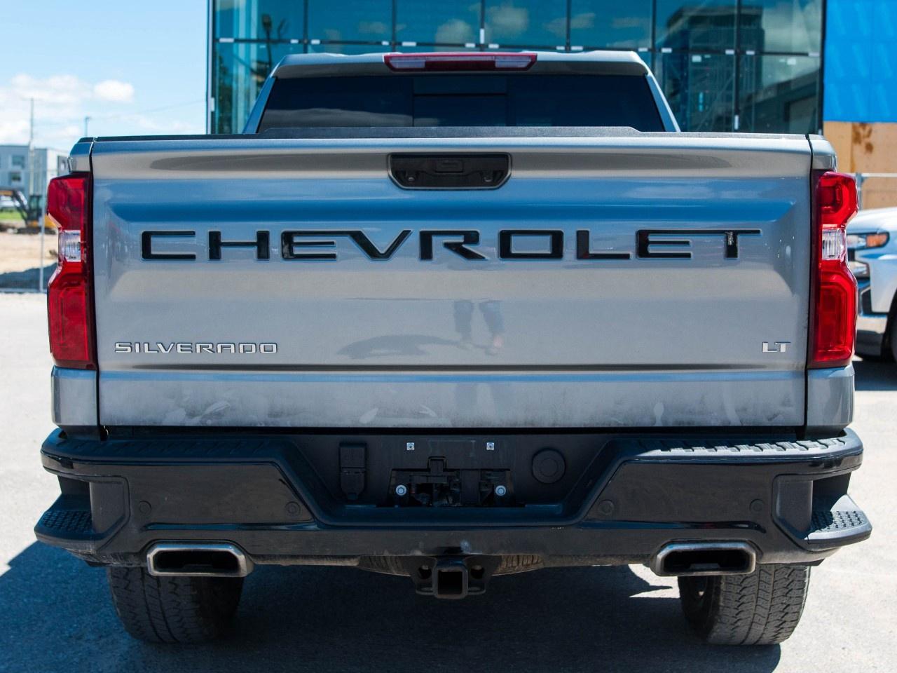 2024 Chevrolet Silverado 1500 Crew Cab Short Box 4-Wheel Drive LT Trail Boss Photo3