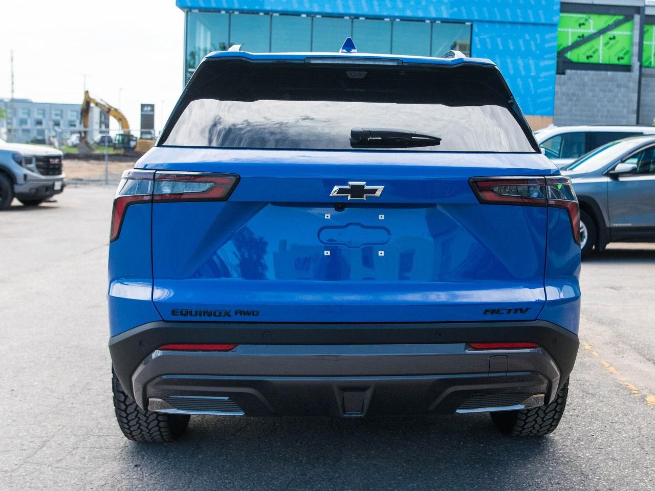 2026 Chevrolet Equinox AWD ACTIV Photo3