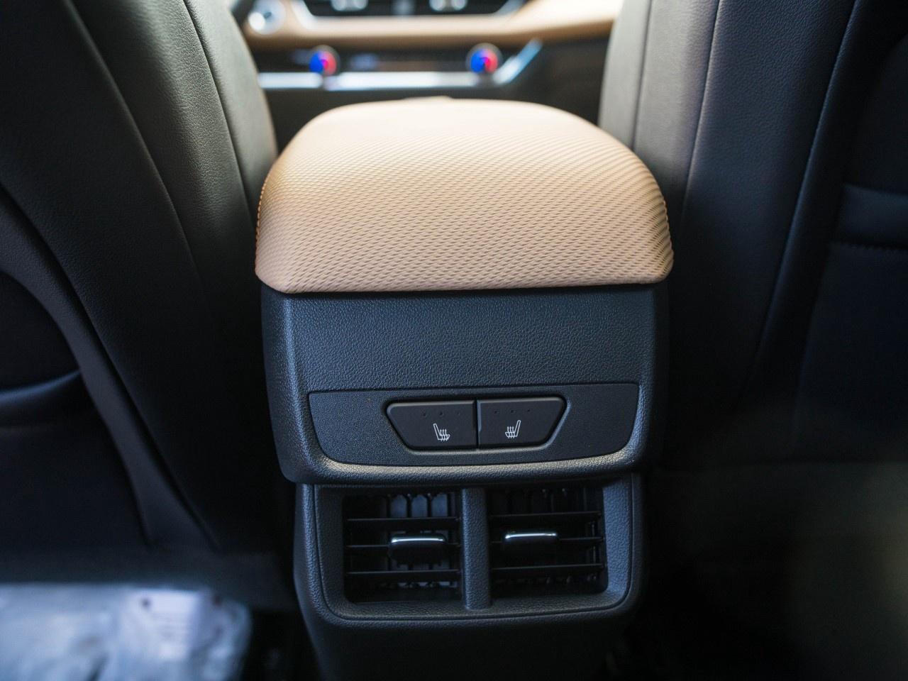 2026 Chevrolet Equinox AWD ACTIV Photo