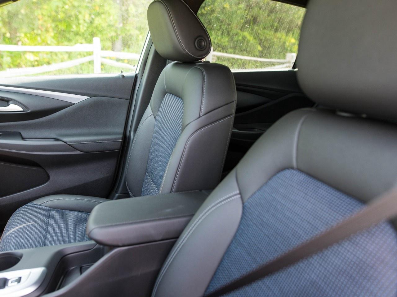 2026 Buick Envista FWD 4dr Preferred Photo