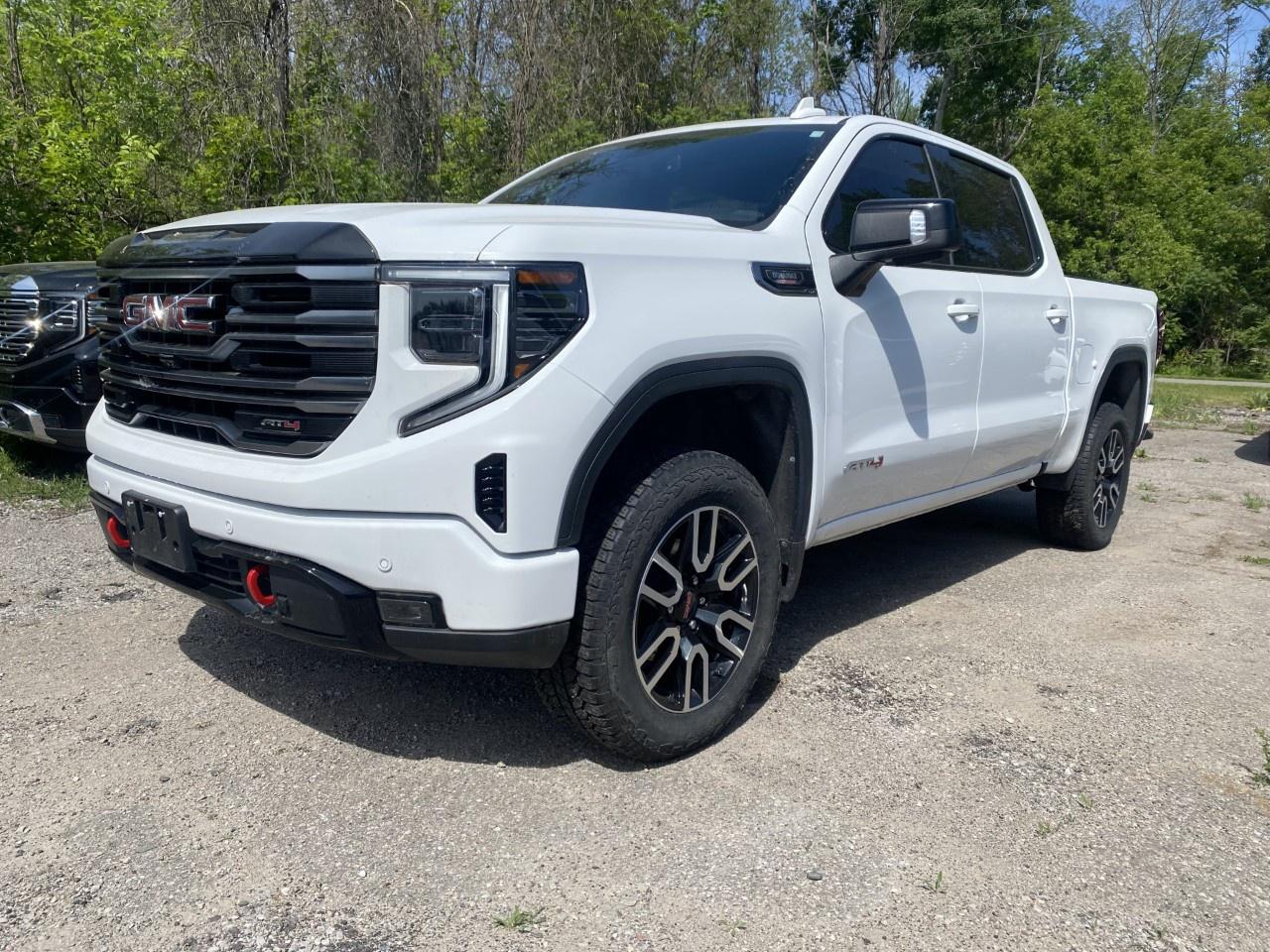 2025 GMC Sierra 1500 Crew Cab Short Box 4-Wheel Drive AT4 Photo