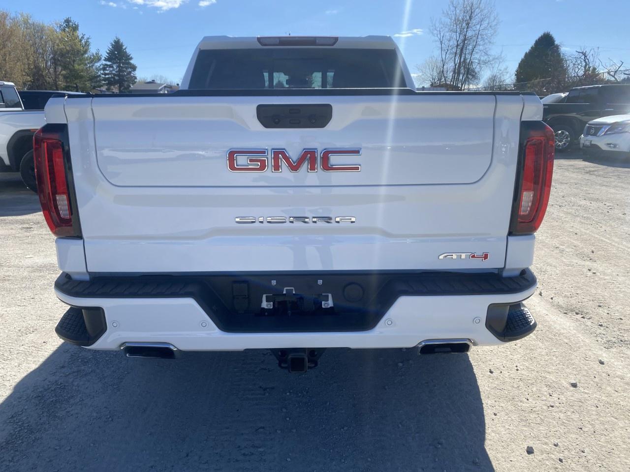 2026 GMC Sierra 1500 Crew Cab Short Box 4-Wheel Drive AT4 Photo