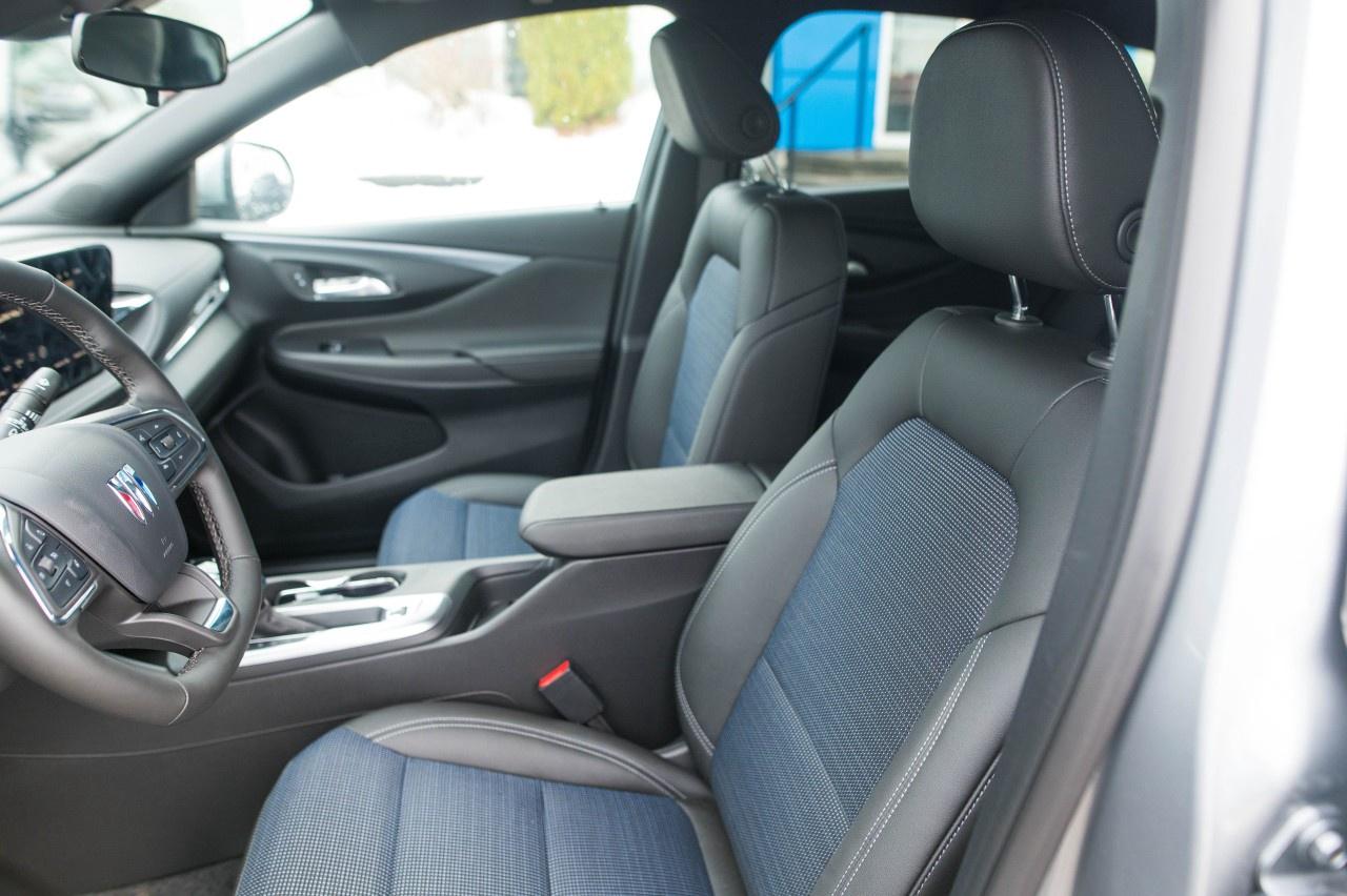 2026 Buick Envista FWD 4dr Preferred Photo
