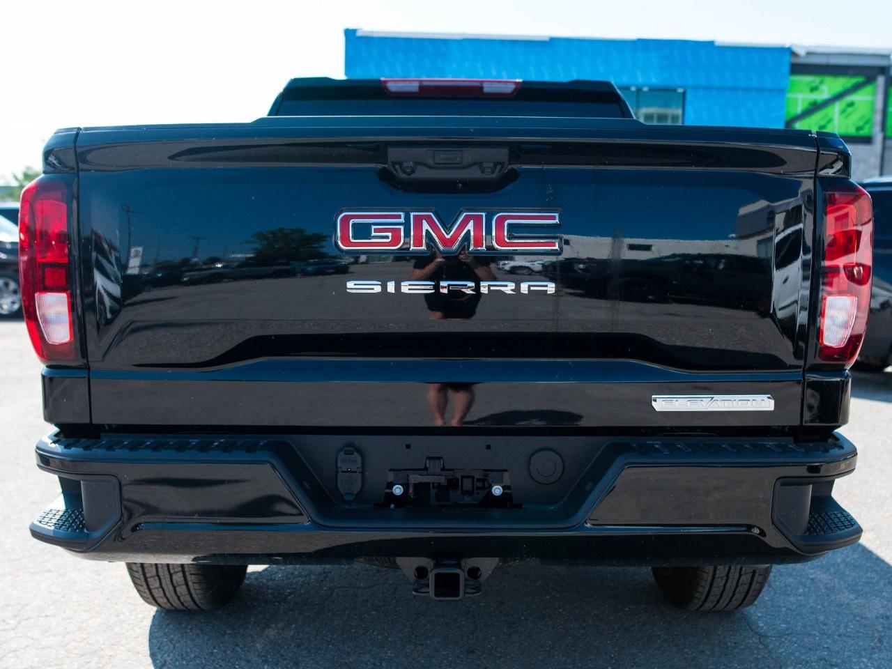 2026 GMC Sierra 1500 Crew Cab Short Box 4-Wheel Drive Elevation Photo