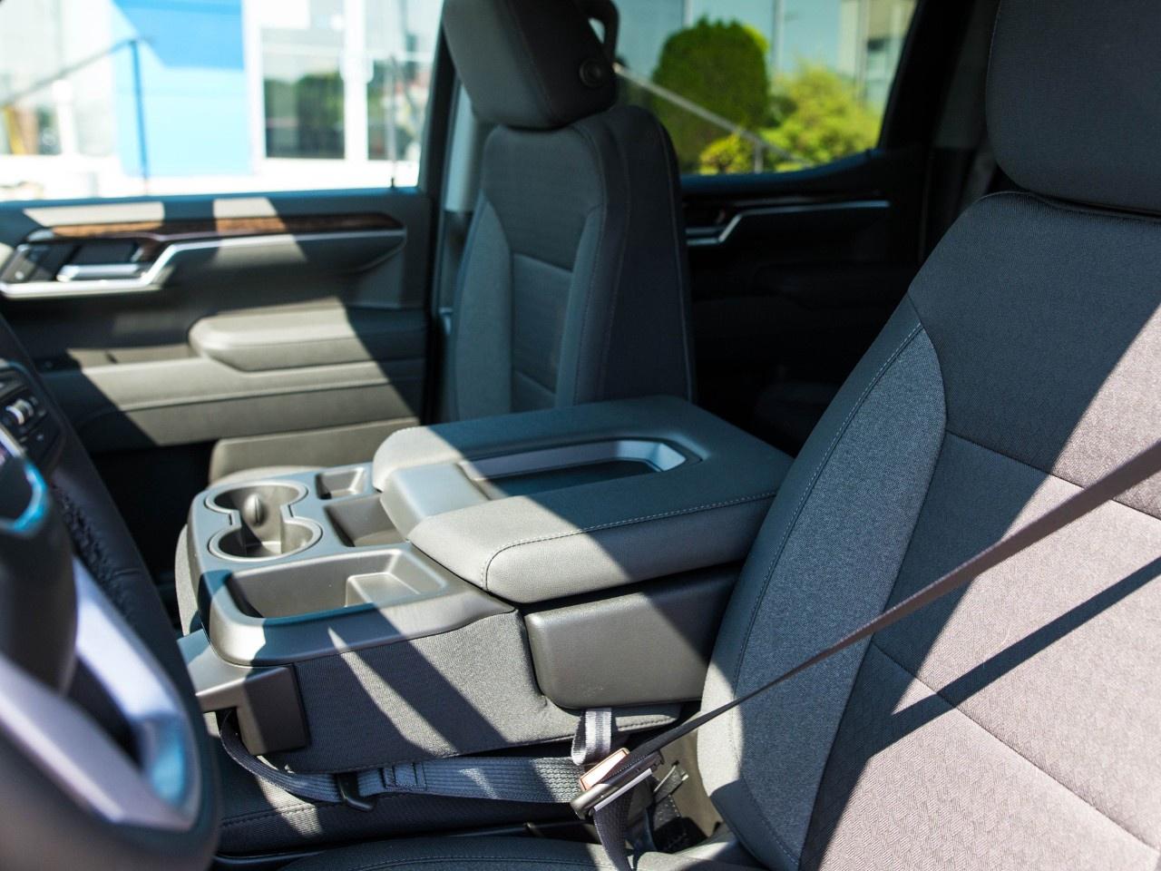 2026 GMC Sierra 1500 Crew Cab Short Box 4-Wheel Drive Elevation Photo