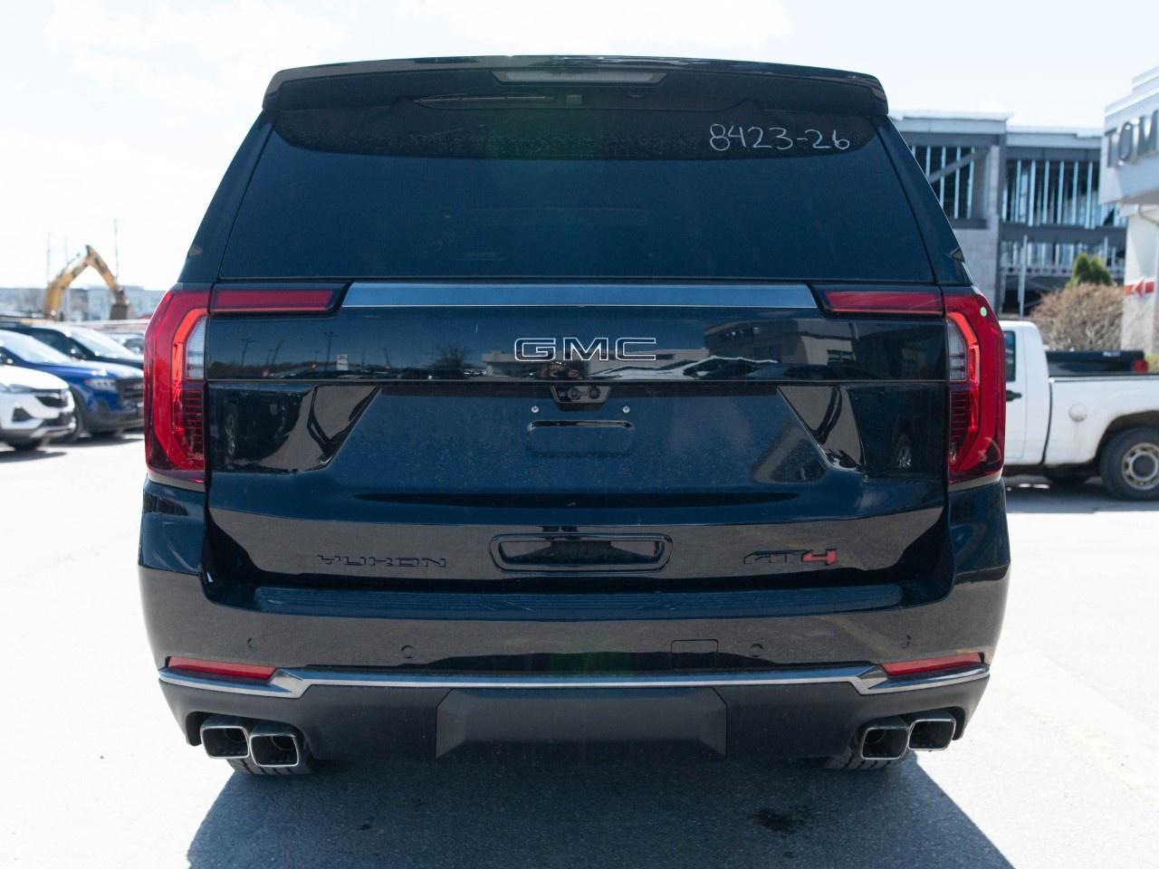 2026 GMC Yukon XL 4WD 4dr AT4 Photo