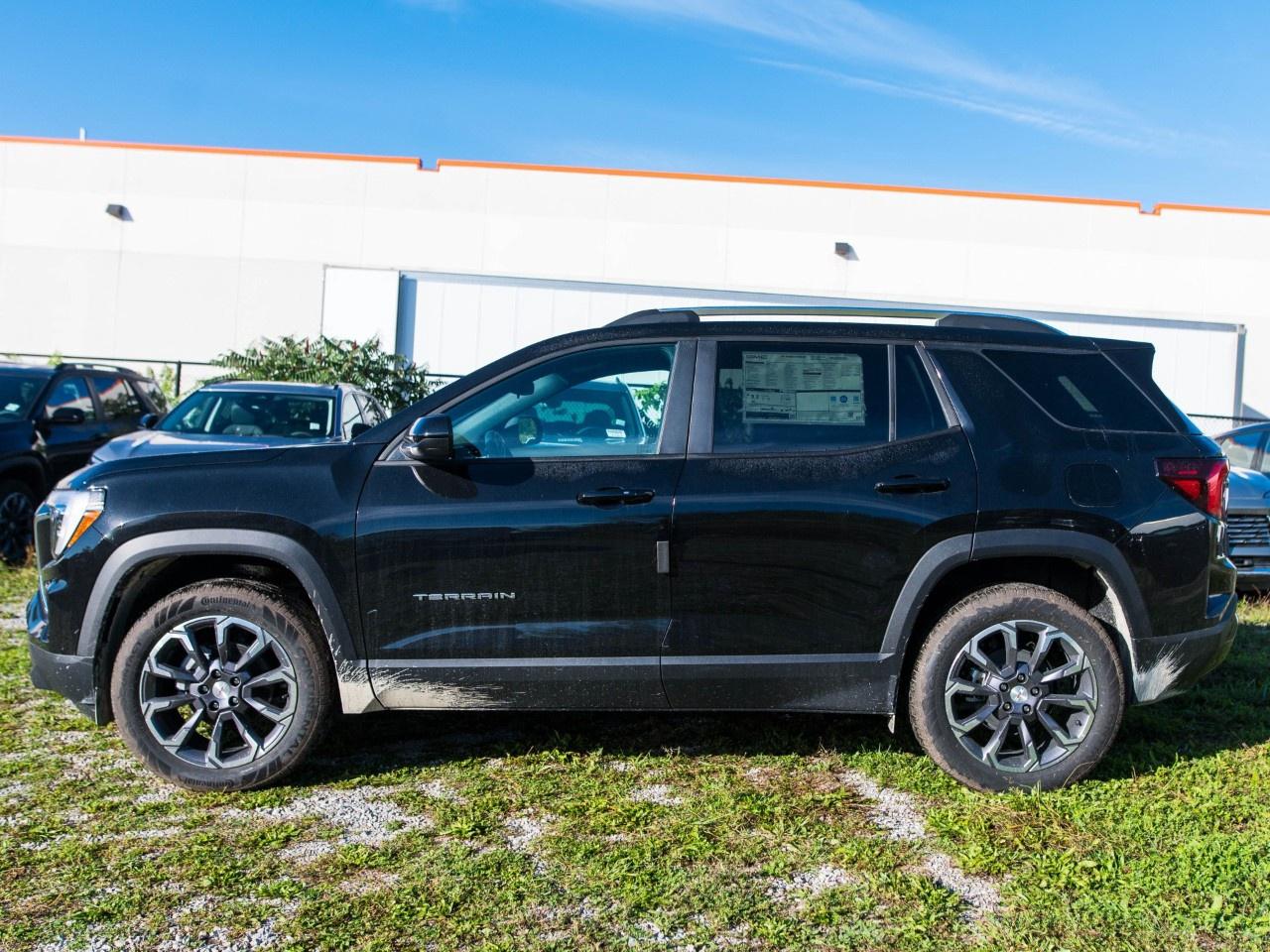 2027 GMC Terrain AWD Elevation Photo5