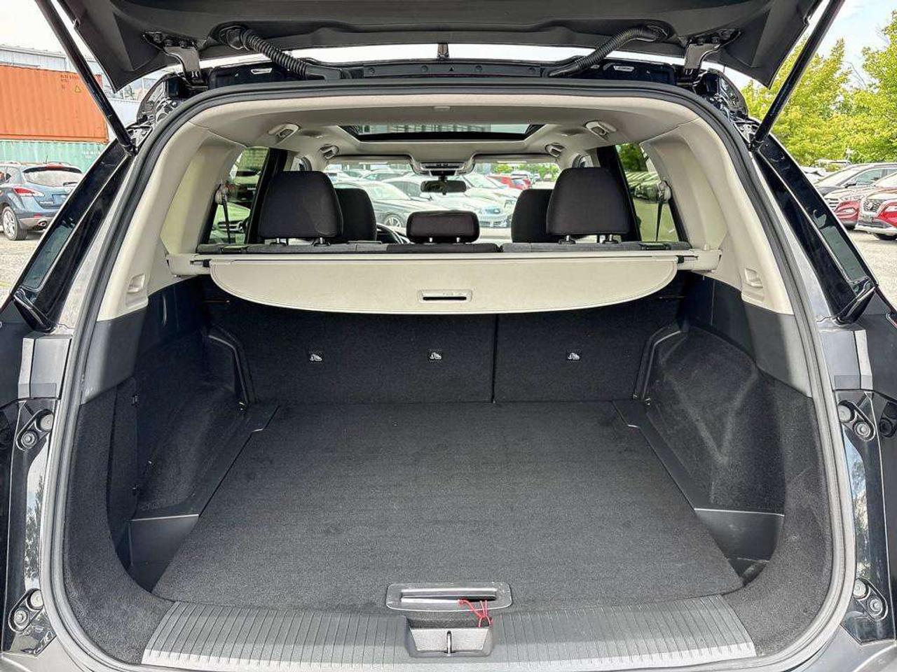 2023 Nissan Rogue SV AWD MOONROOF   360 View Camera   Apple Car Play   Android Auto Photo