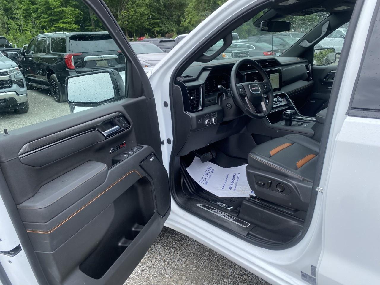 2026 GMC Sierra 1500 Crew Cab Standard Box 4-Wheel Drive AT4 Photo