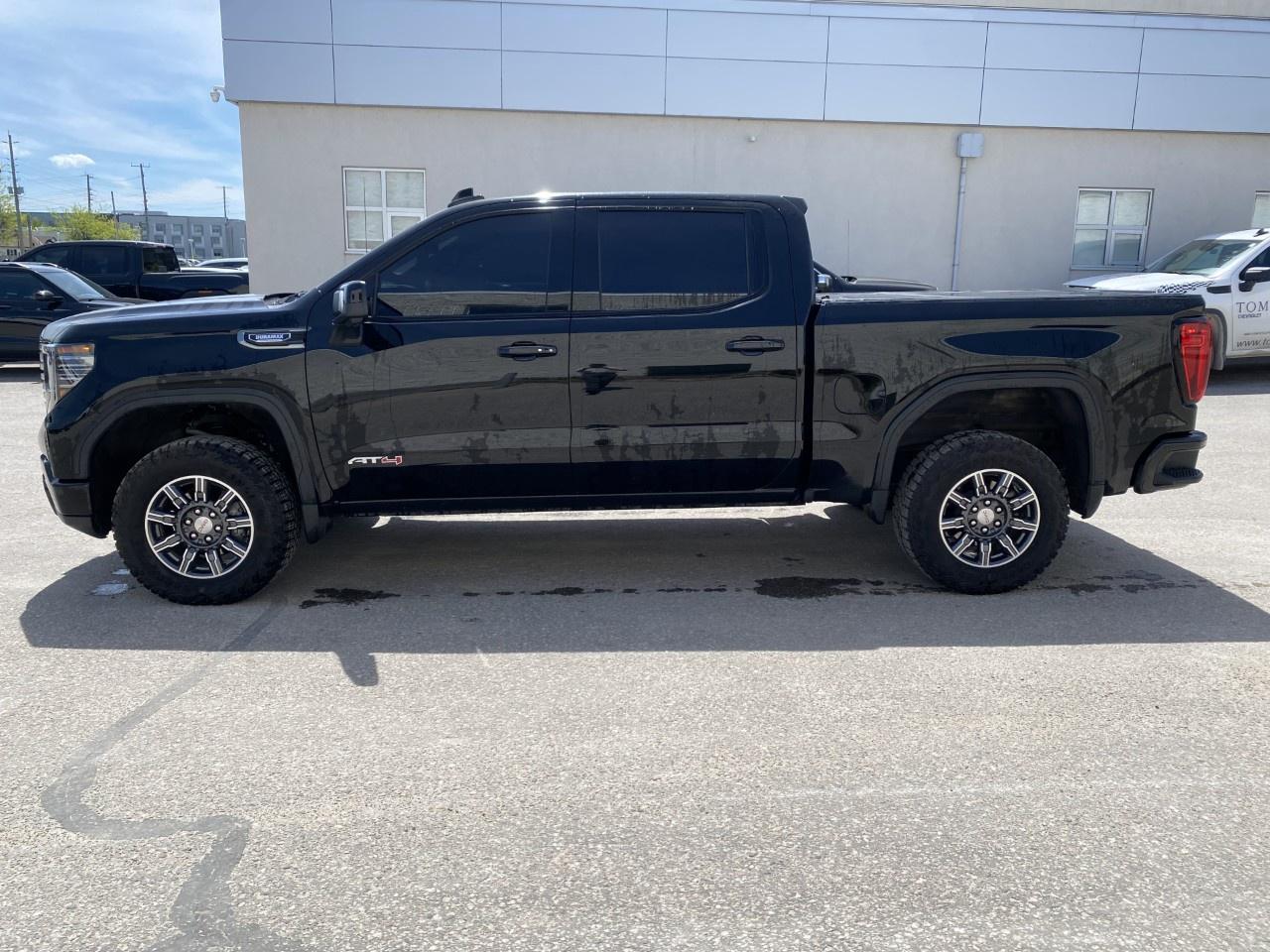 2026 GMC Sierra 1500 Crew Cab Short Box 4-Wheel Drive AT4 Photo2
