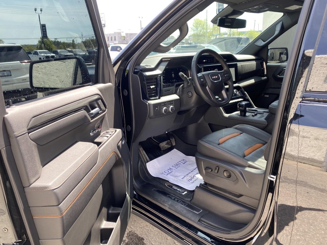 2026 GMC Sierra 1500 Crew Cab Short Box 4-Wheel Drive AT4 Photo