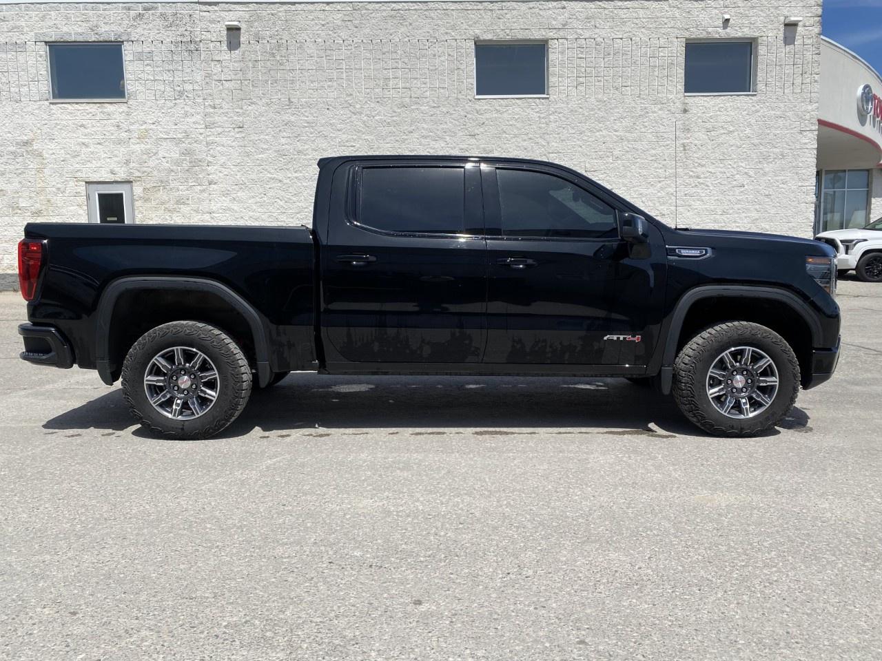 2026 GMC Sierra 1500 Crew Cab Short Box 4-Wheel Drive AT4 Photo