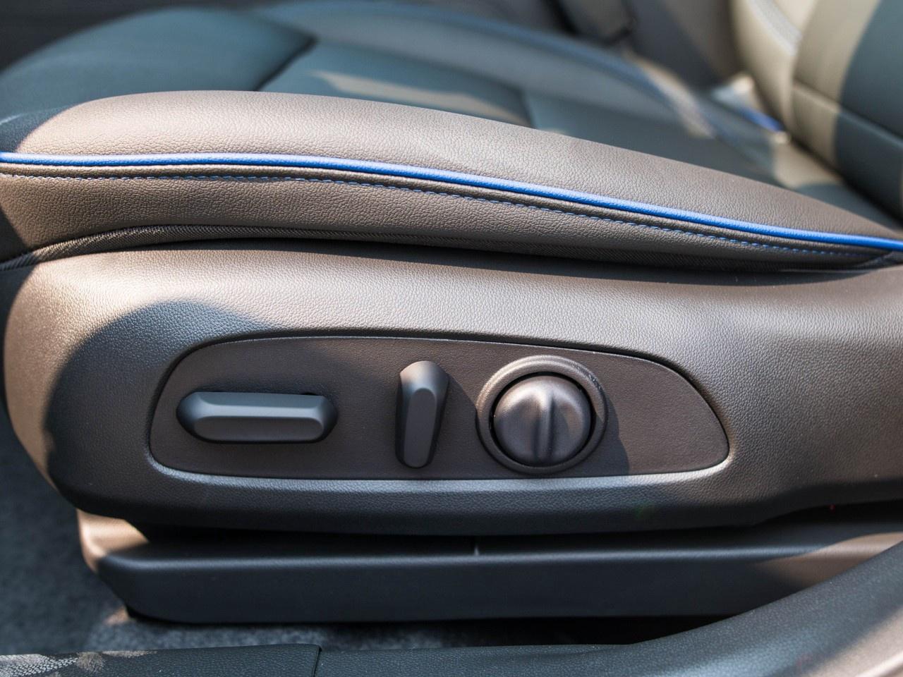 2026 Buick Envista FWD 4dr Sport Touring Photo