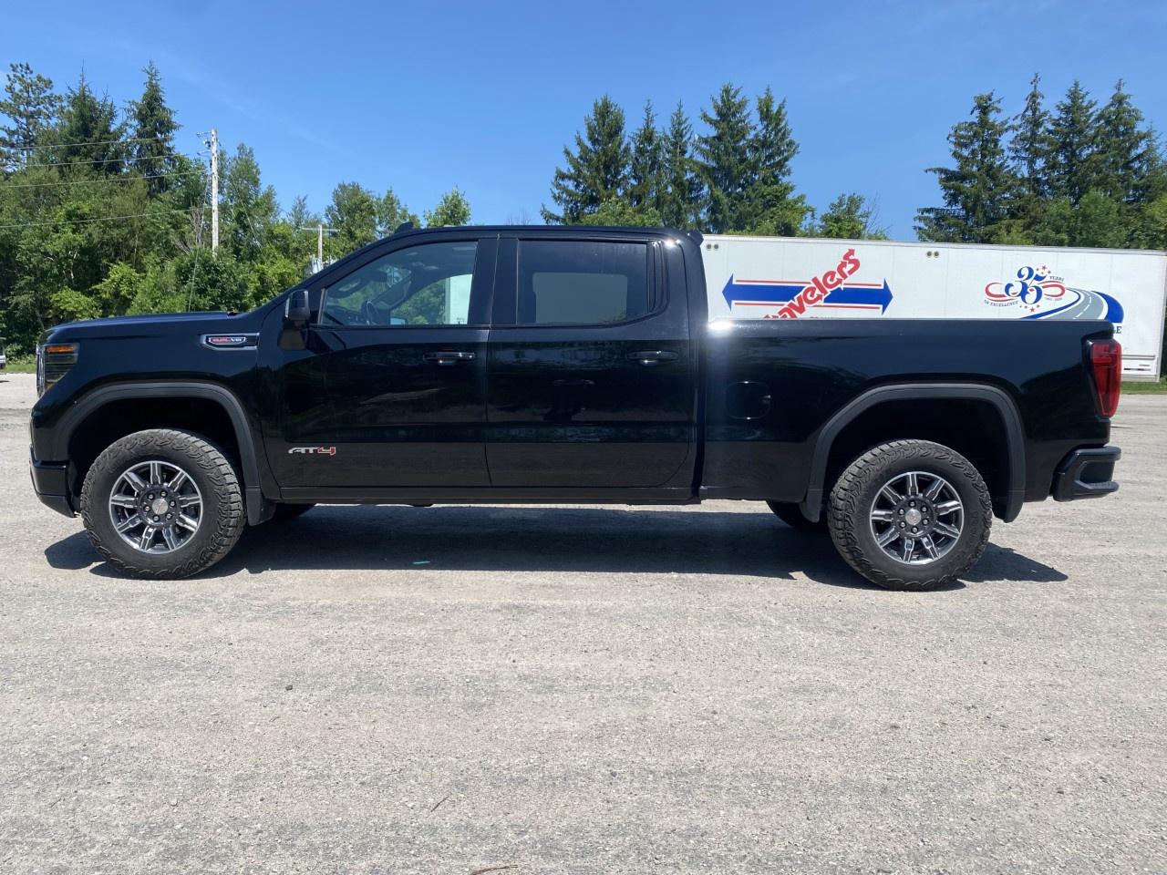 2026 GMC Sierra 1500 Crew Cab Standard Box 4-Wheel Drive AT4 Photo