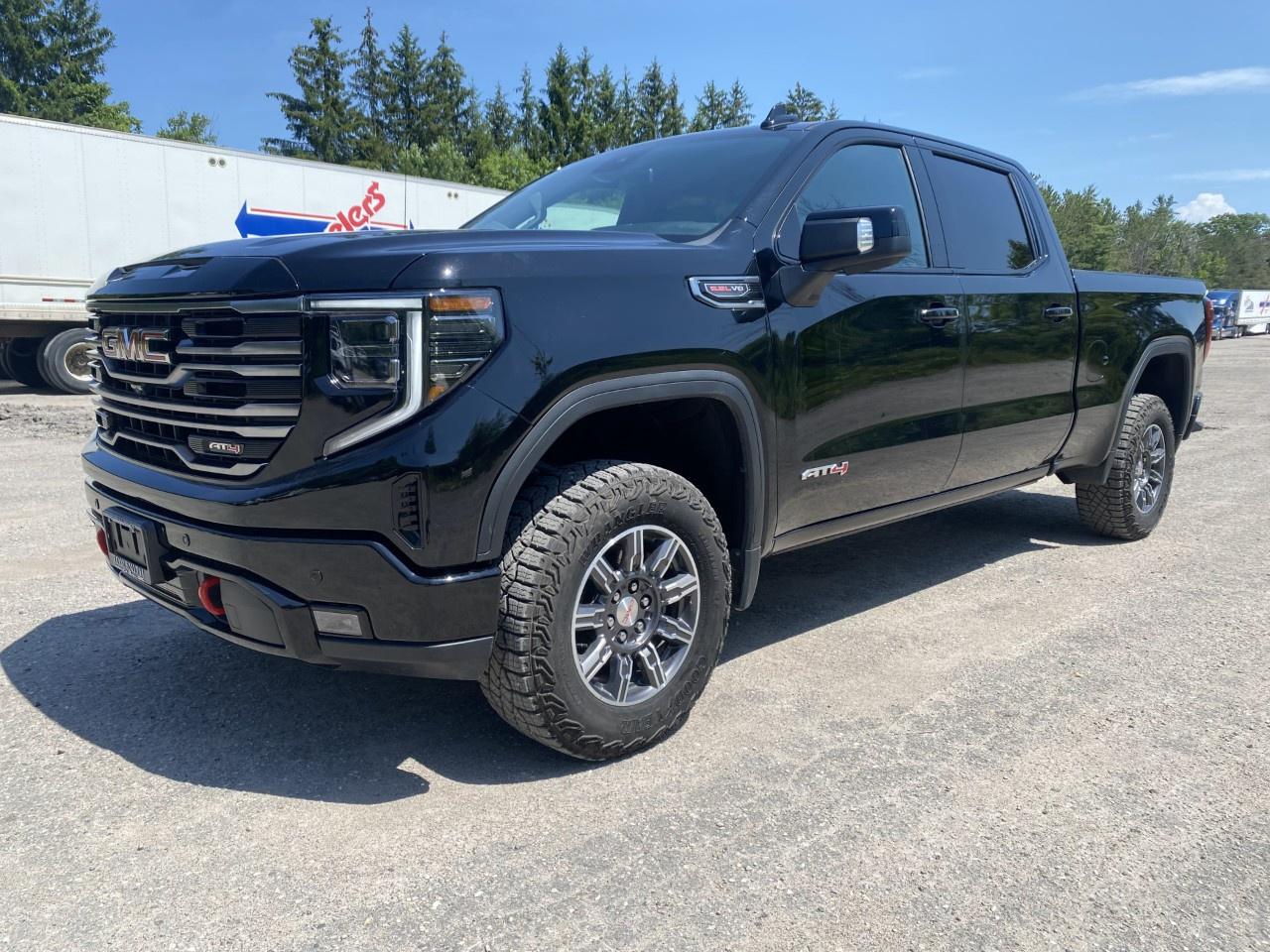 2026 GMC Sierra 1500 Crew Cab Standard Box 4-Wheel Drive AT4 Photo1