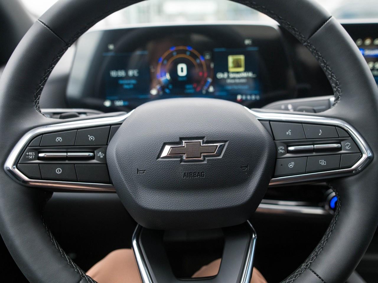 2026 Chevrolet Equinox FWD LT Photo
